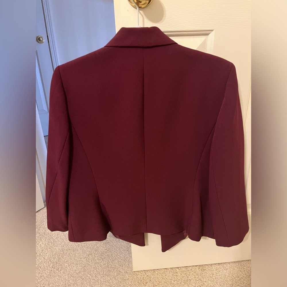 Maroon blazer - Picture 2 of 4